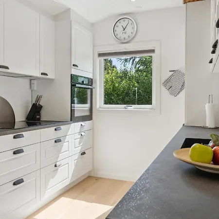 Stunning In With Kitchen Holiday home Dannemare